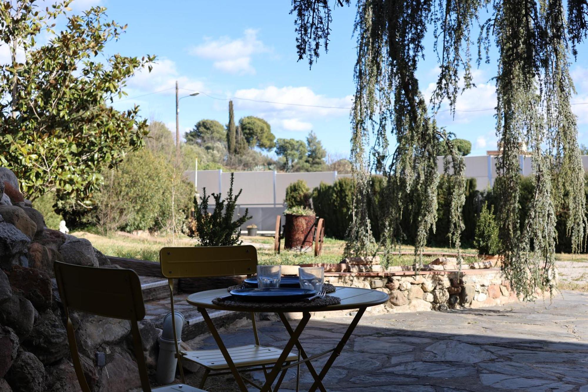 El Cedre Blau Vivienda Con Piscina En Granollers Villa Buitenkant foto